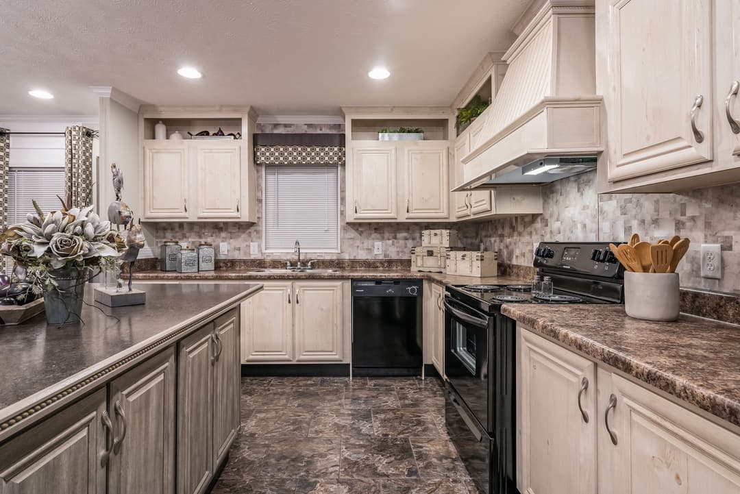 Md-38-32 kitchen home features