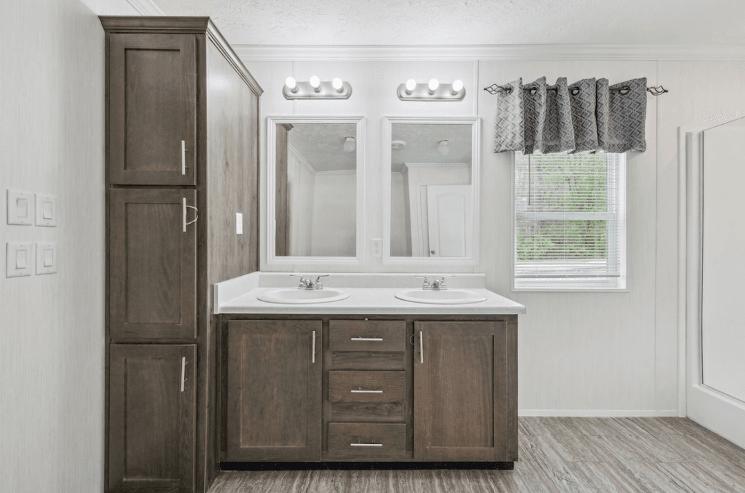 Md-62-32 rubicon bathroom home features