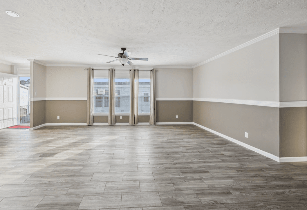 Md-52-32 interior home features