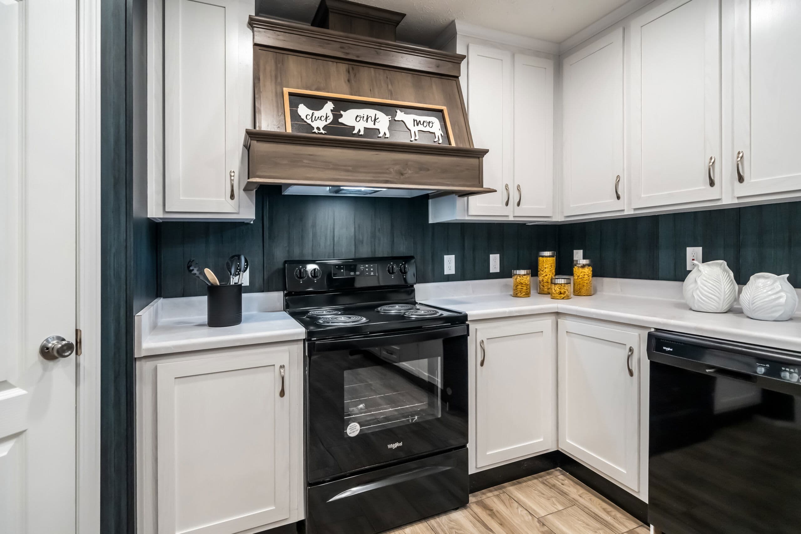 Md-50-32 kitchen home features