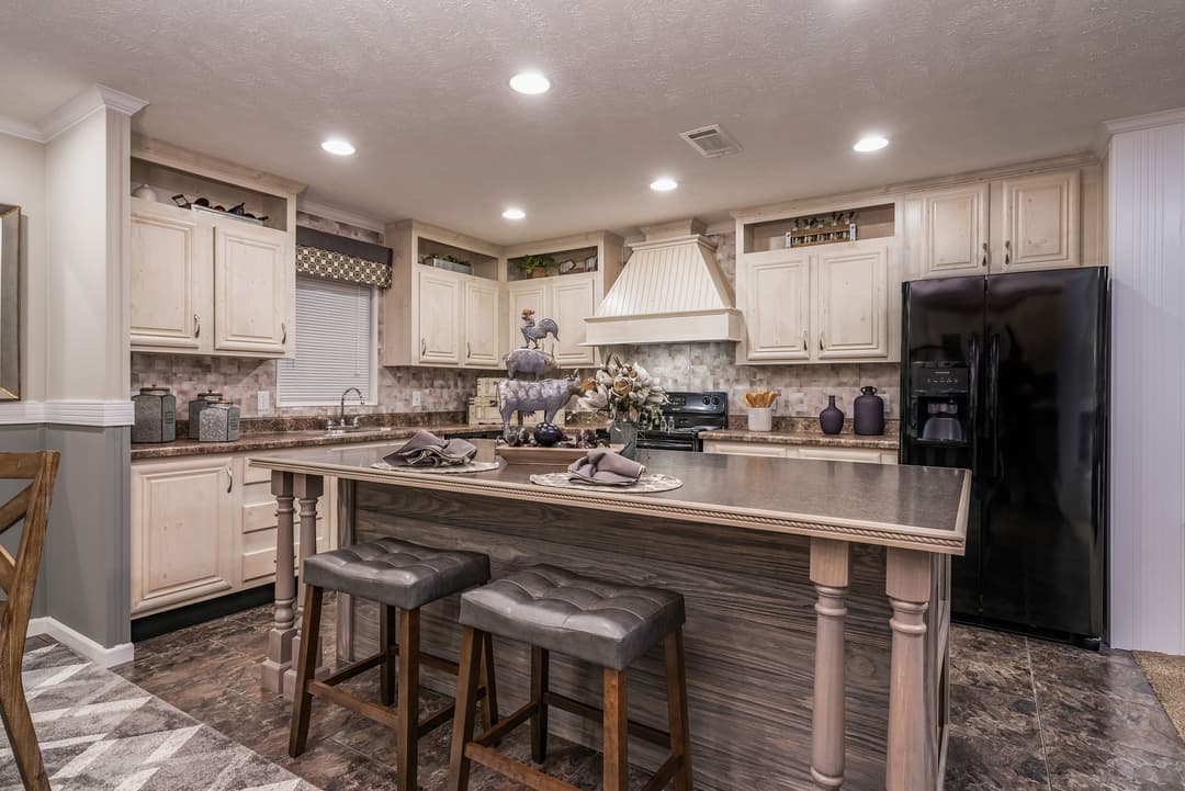 Md-38-32 kitchen home features