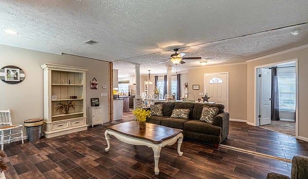 Kb-3220 interior home features