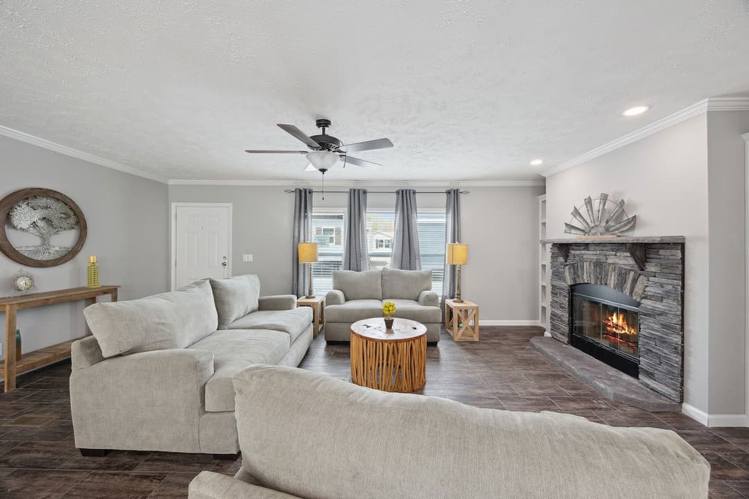 Md-30-32 josey wales interior home features