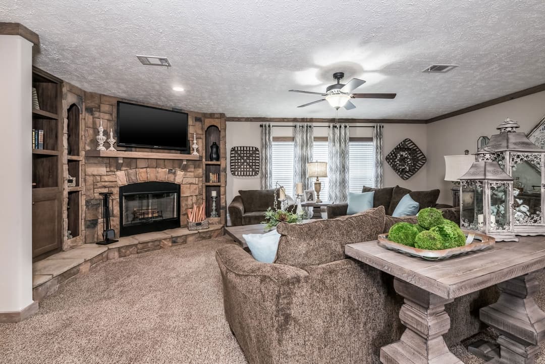 Kb-3243 interior home features