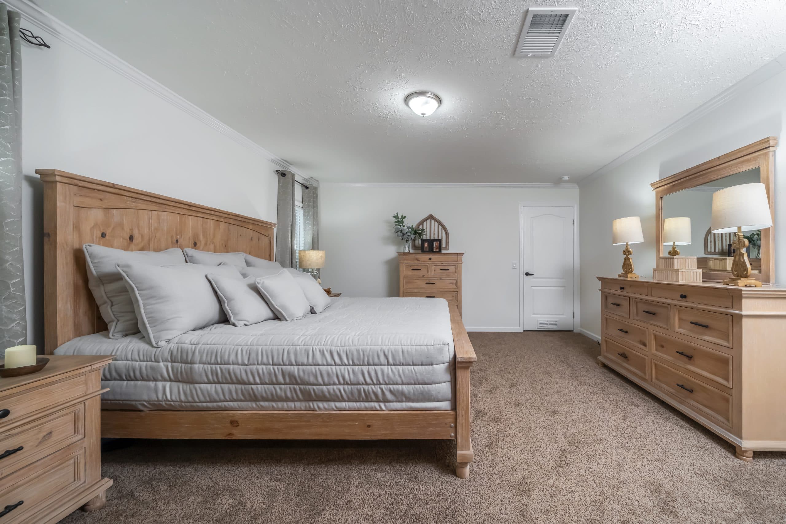 Kb-3250 fargo bedroom home features