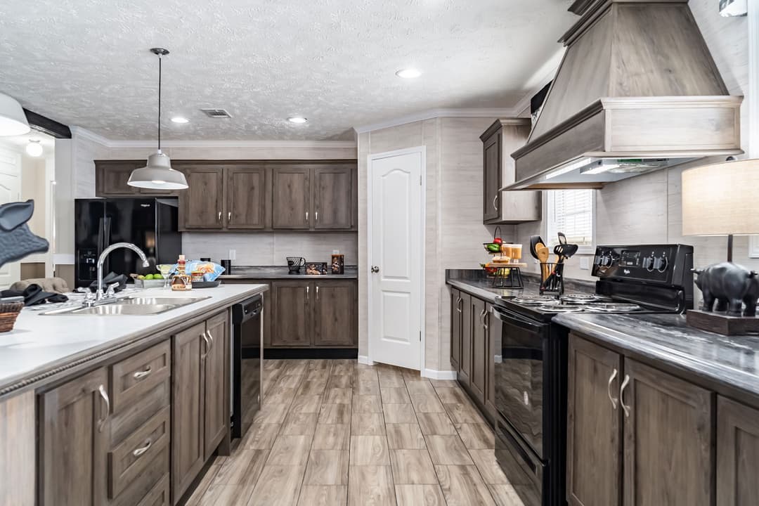 Md-41-32 kitchen home features