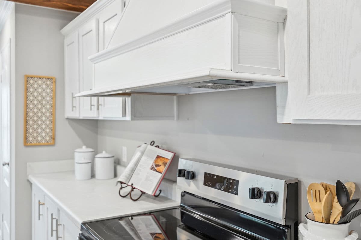 Md-10-32 lynnox kitchen home features