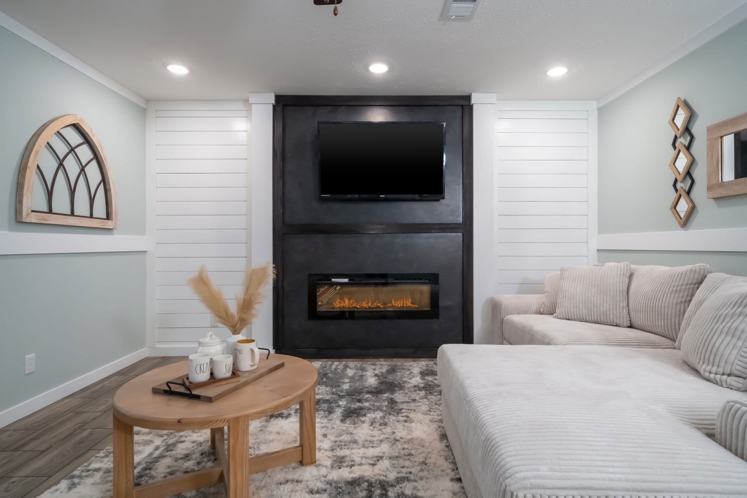 Md-56 interior home features