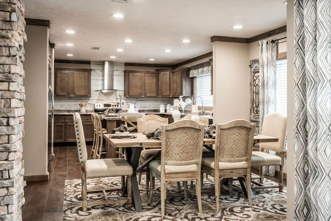 Kb-3243 interior home features