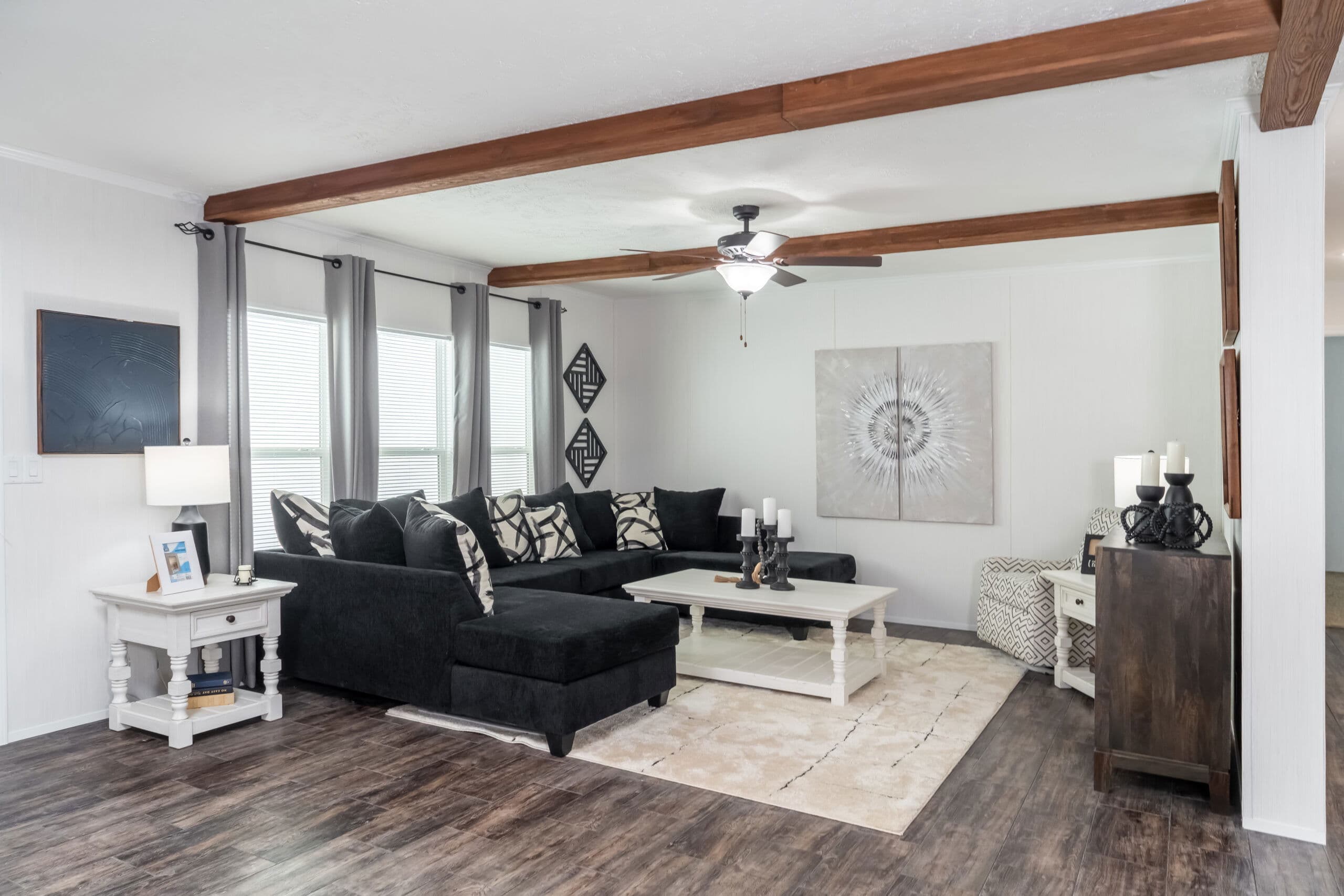 Md-53-32 interior home features