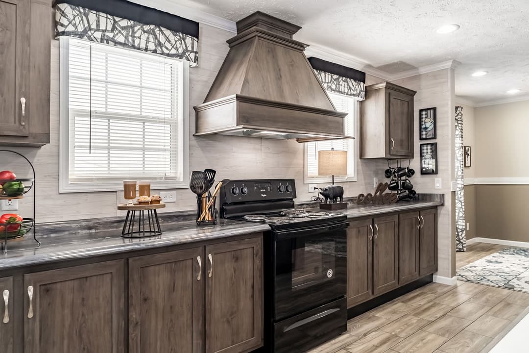 Md-41-32 kitchen home features