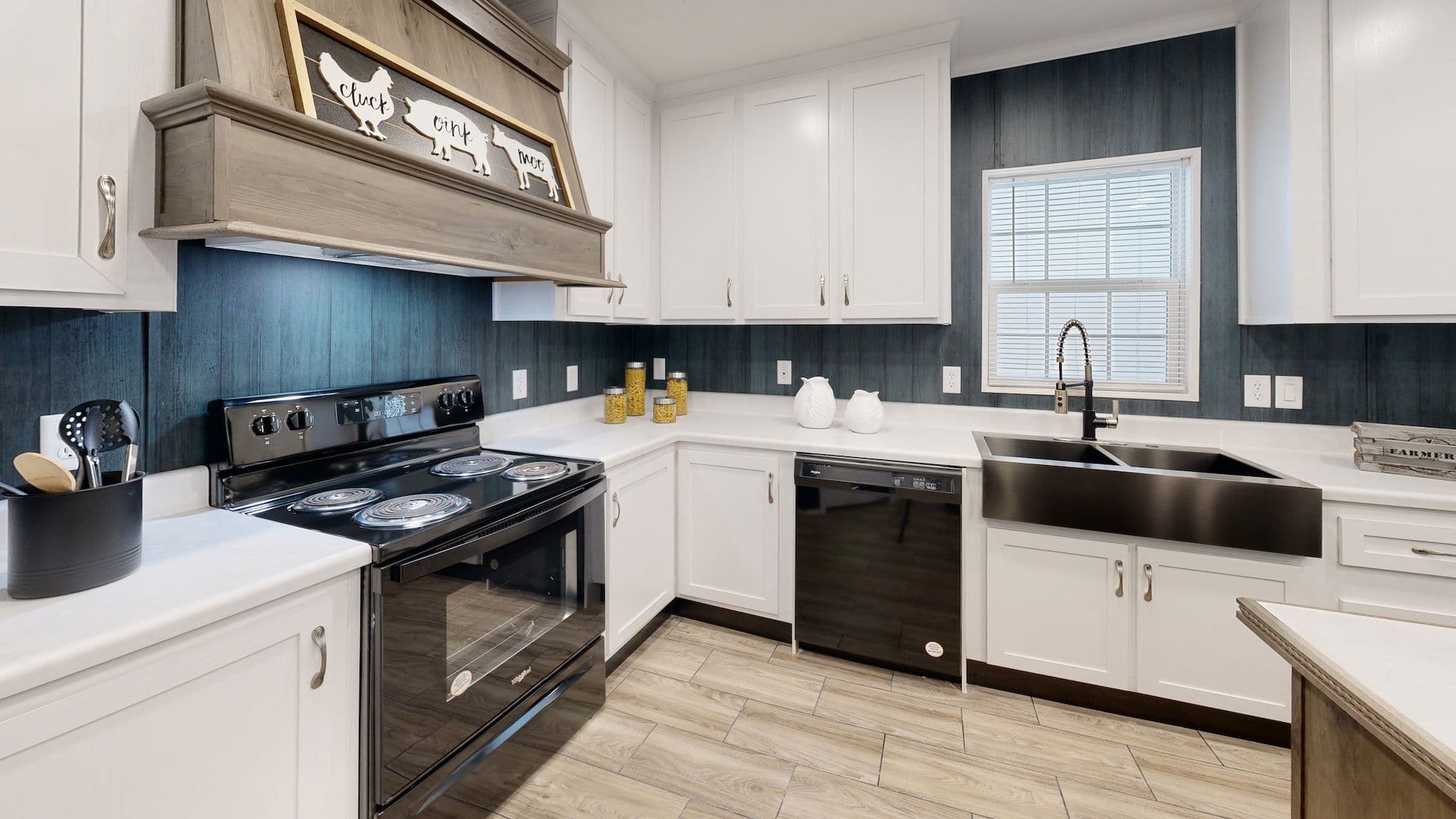 Md-50 kitchen home features