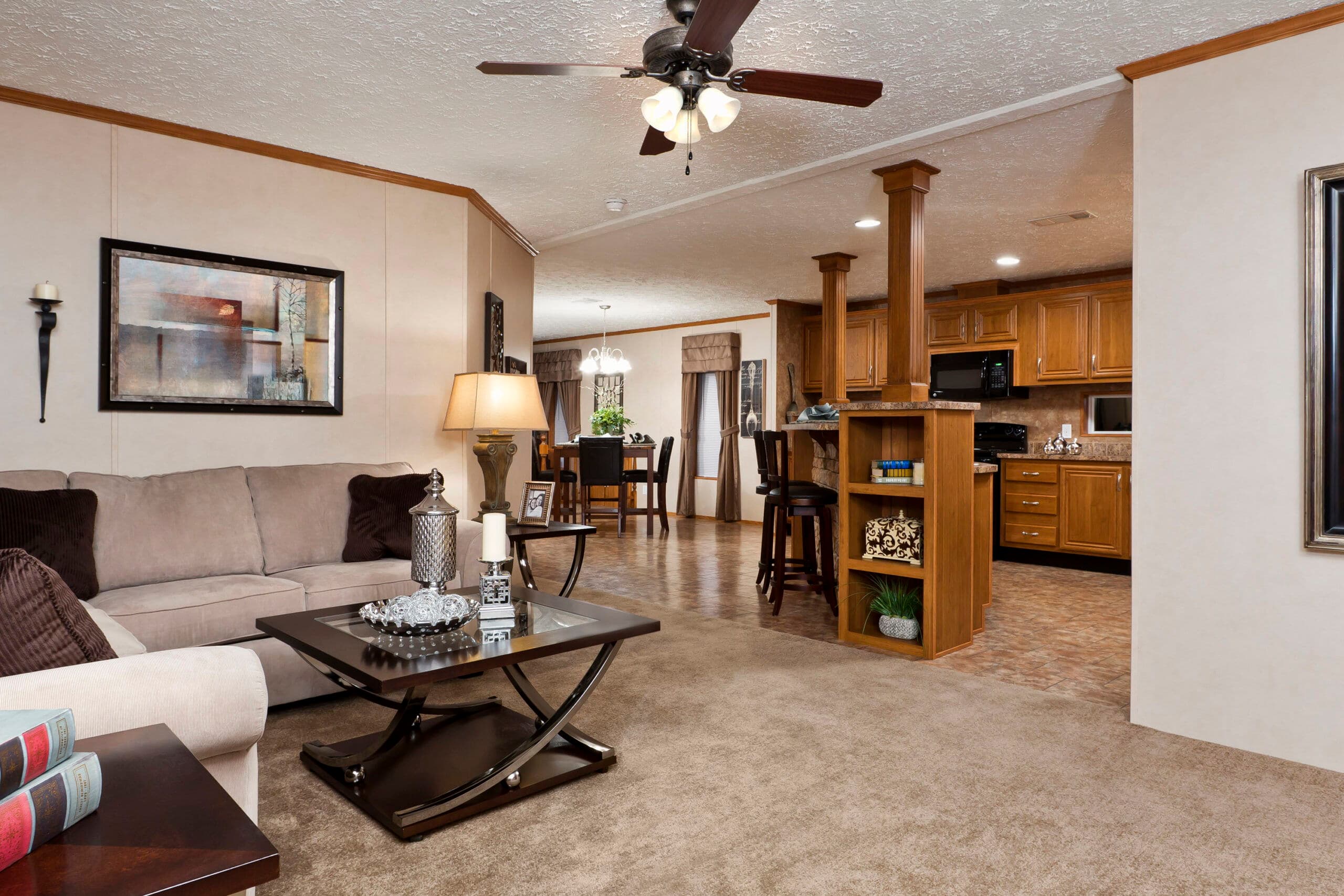 Md-13 interior home features