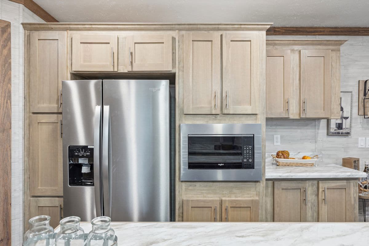 Md-26 rawhide kitchen home features