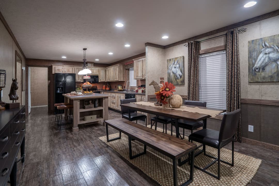 Md-17 interior home features