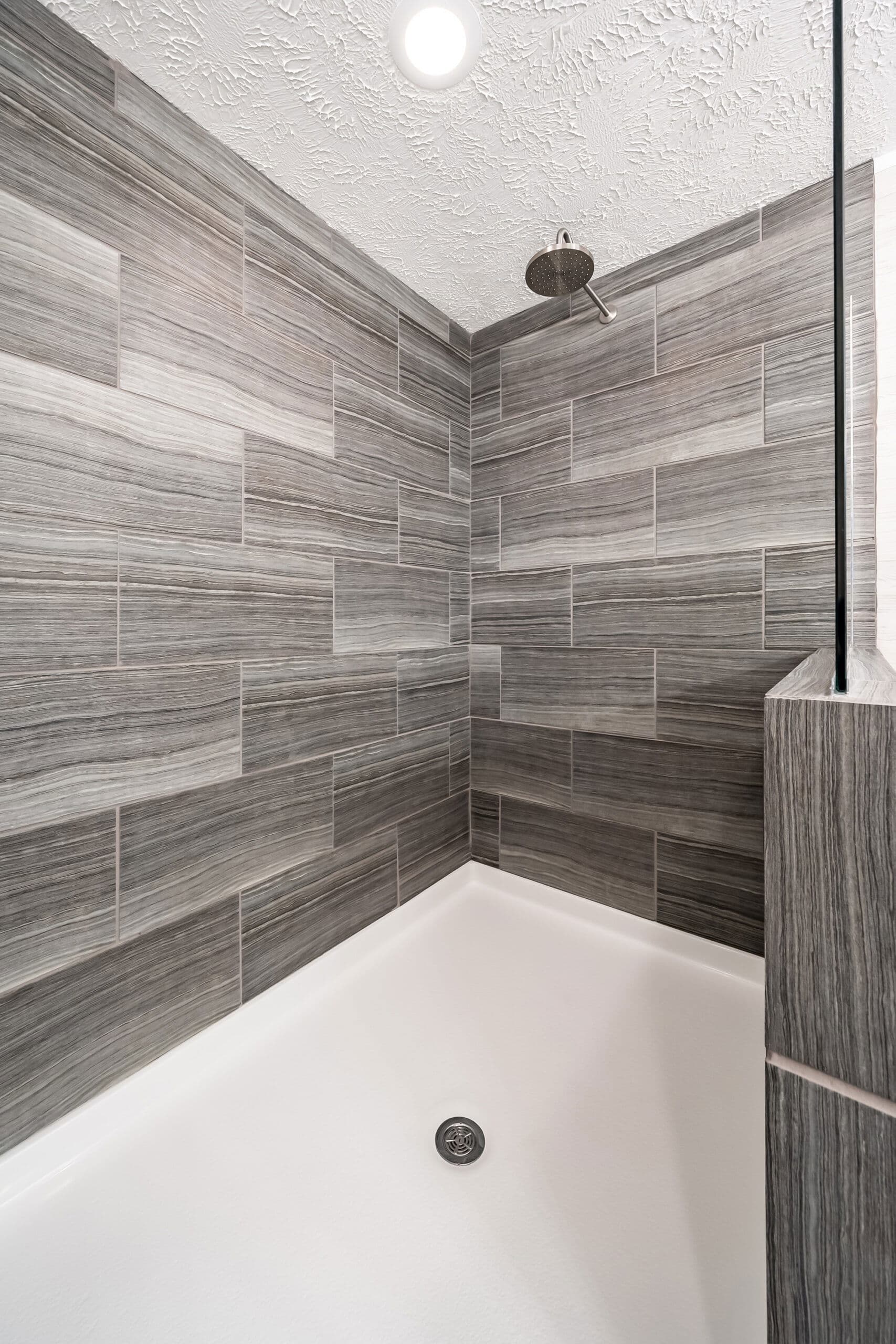 Md-41-32 bathroom home features