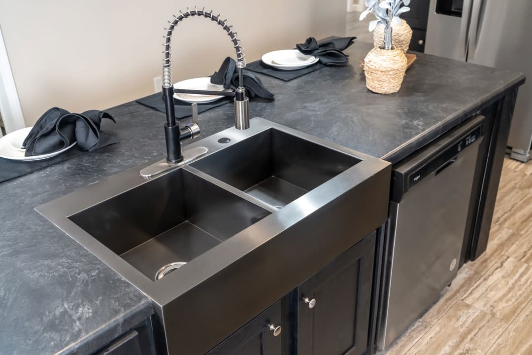 Kb-3248 kitchen home features